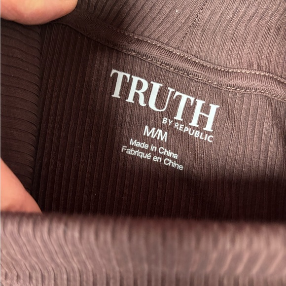 Moda Women's Ribbed Long Sleeve Top - Brown - Picture 4 of 6